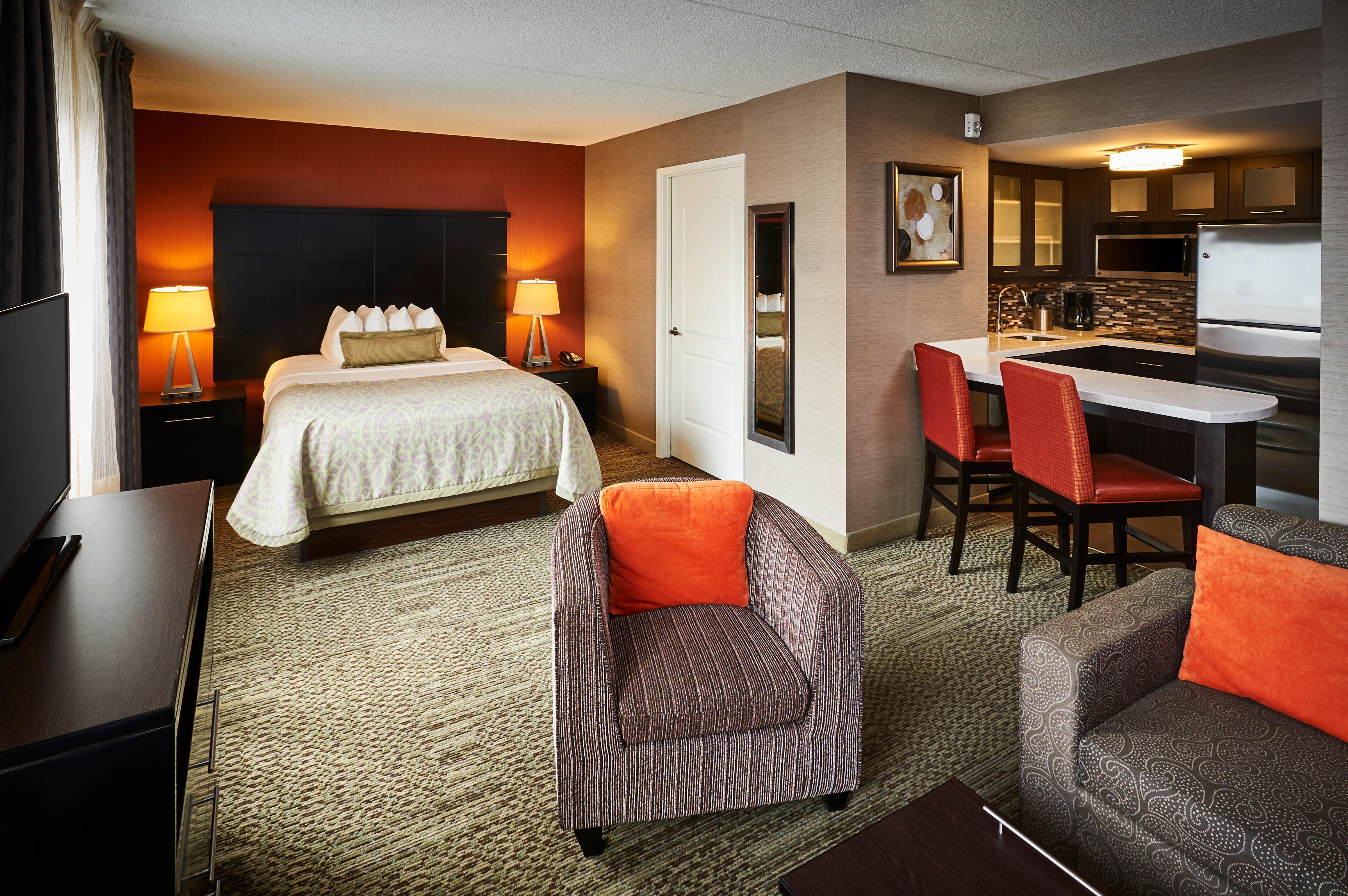 Staybridge Suites Hamilton - Downtown By Ihg Exterior photo