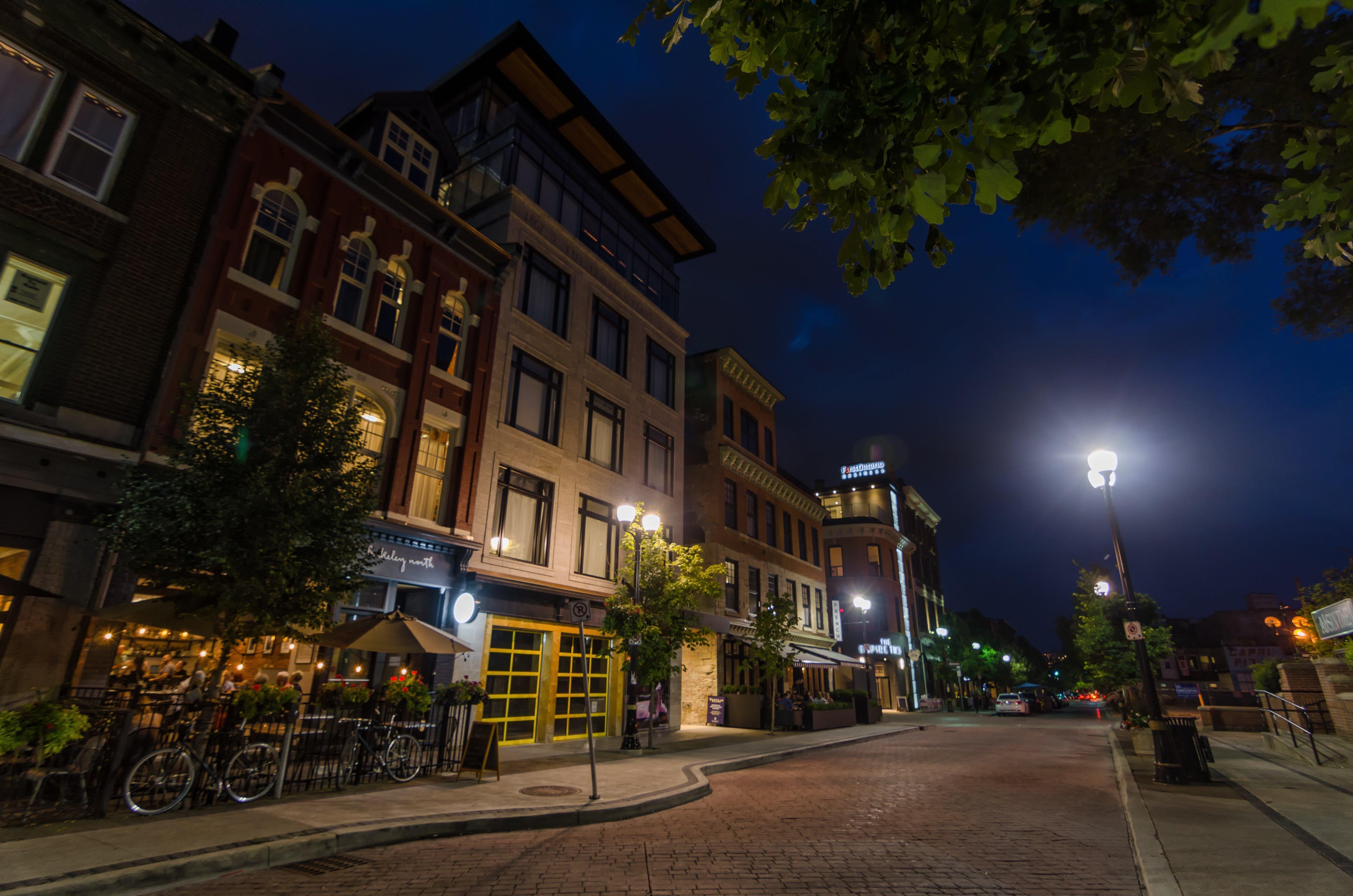 Staybridge Suites Hamilton - Downtown By Ihg Exterior photo