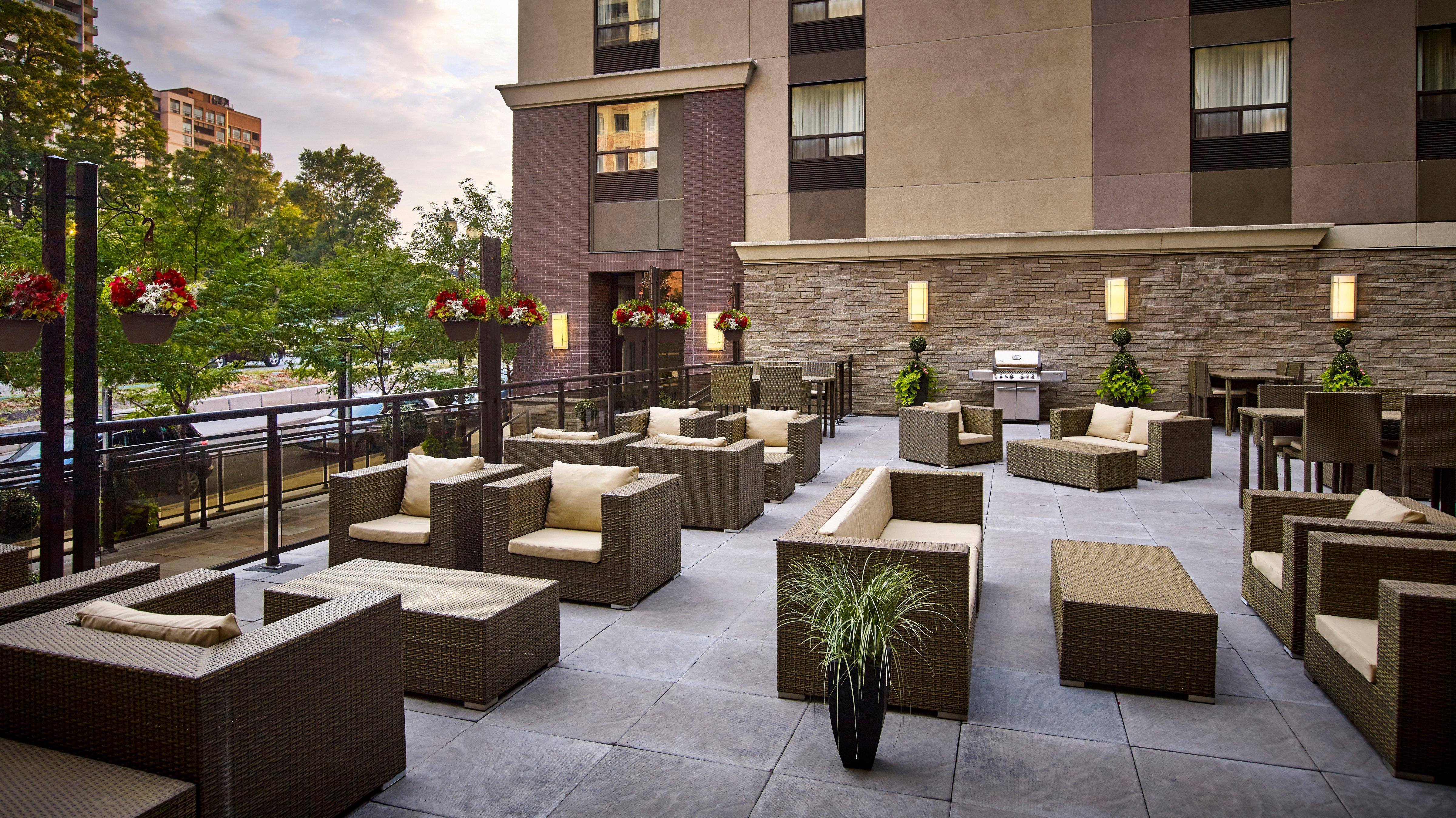 Staybridge Suites Hamilton - Downtown By Ihg Exterior photo